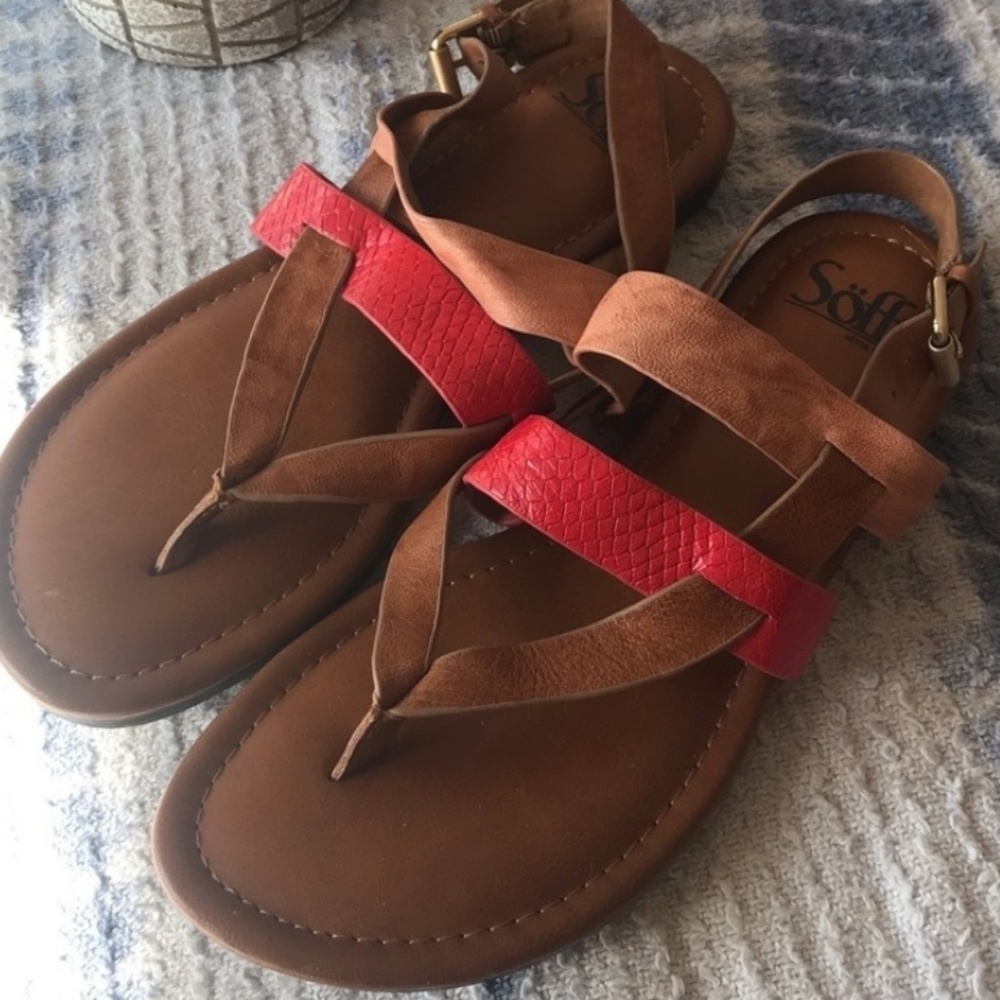 Sofft Leather Sandals EUC pink coral peach tan